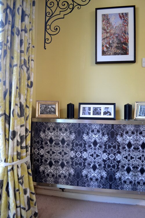 Liverpool makeover for Peter Andre black radiator cover