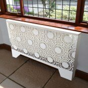 Floor mounted Lace radiator cover